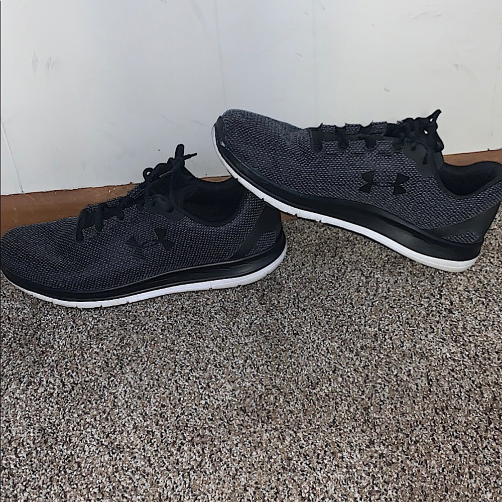 Black Under Armor athletic/workout/casual shoes